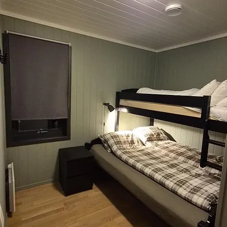 I Naturskjønne Omgivelser På *